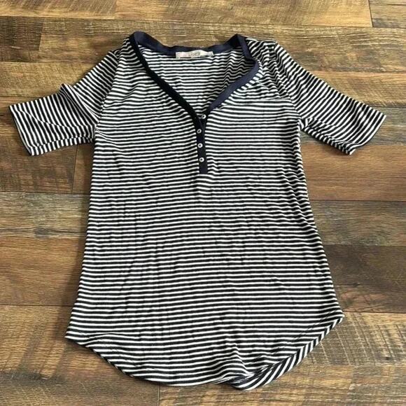 The LOFT l Size XS Striped Tee with Buttons Navy and White - Picture 1 of 5